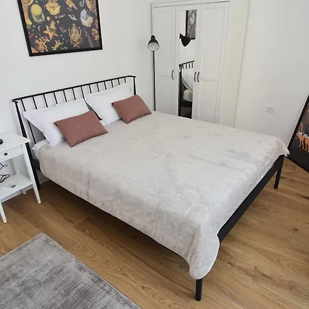 Apartment Central *