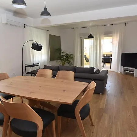 Apartment Central
