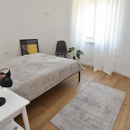 Apartment Central